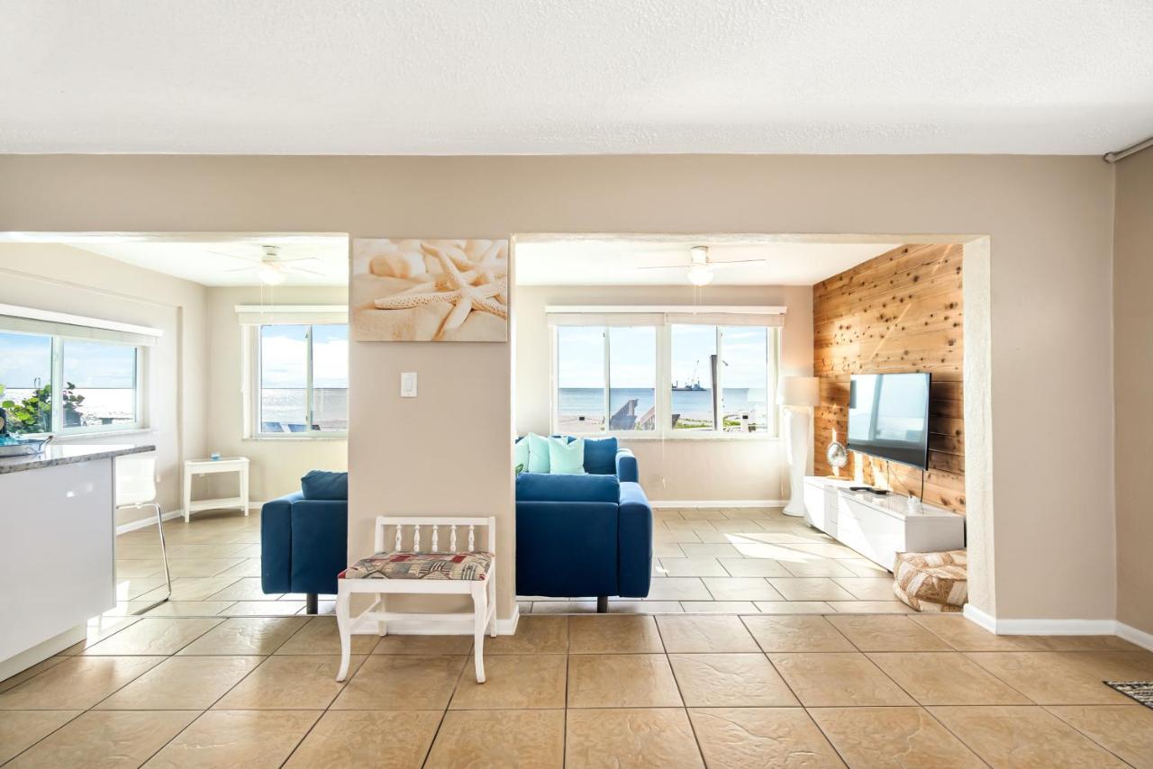 Island House Englewood
